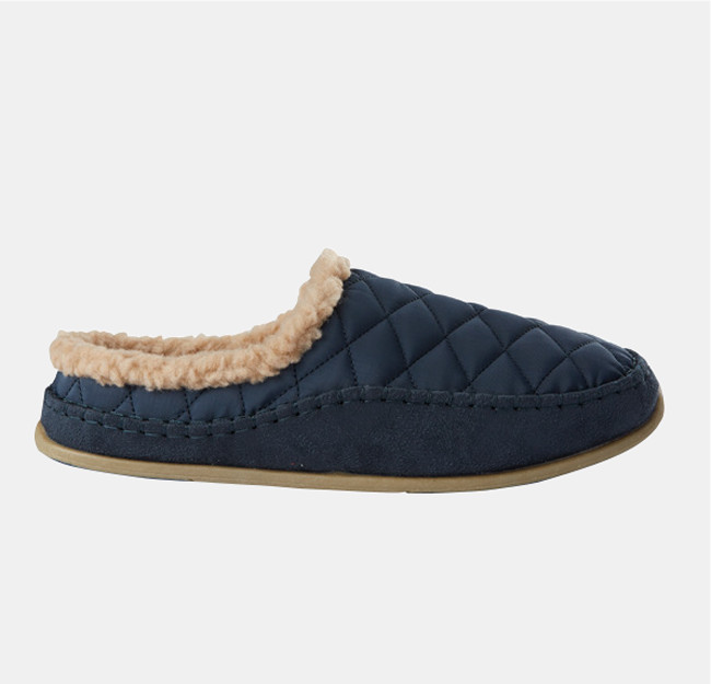 Big and best sale tall house slippers