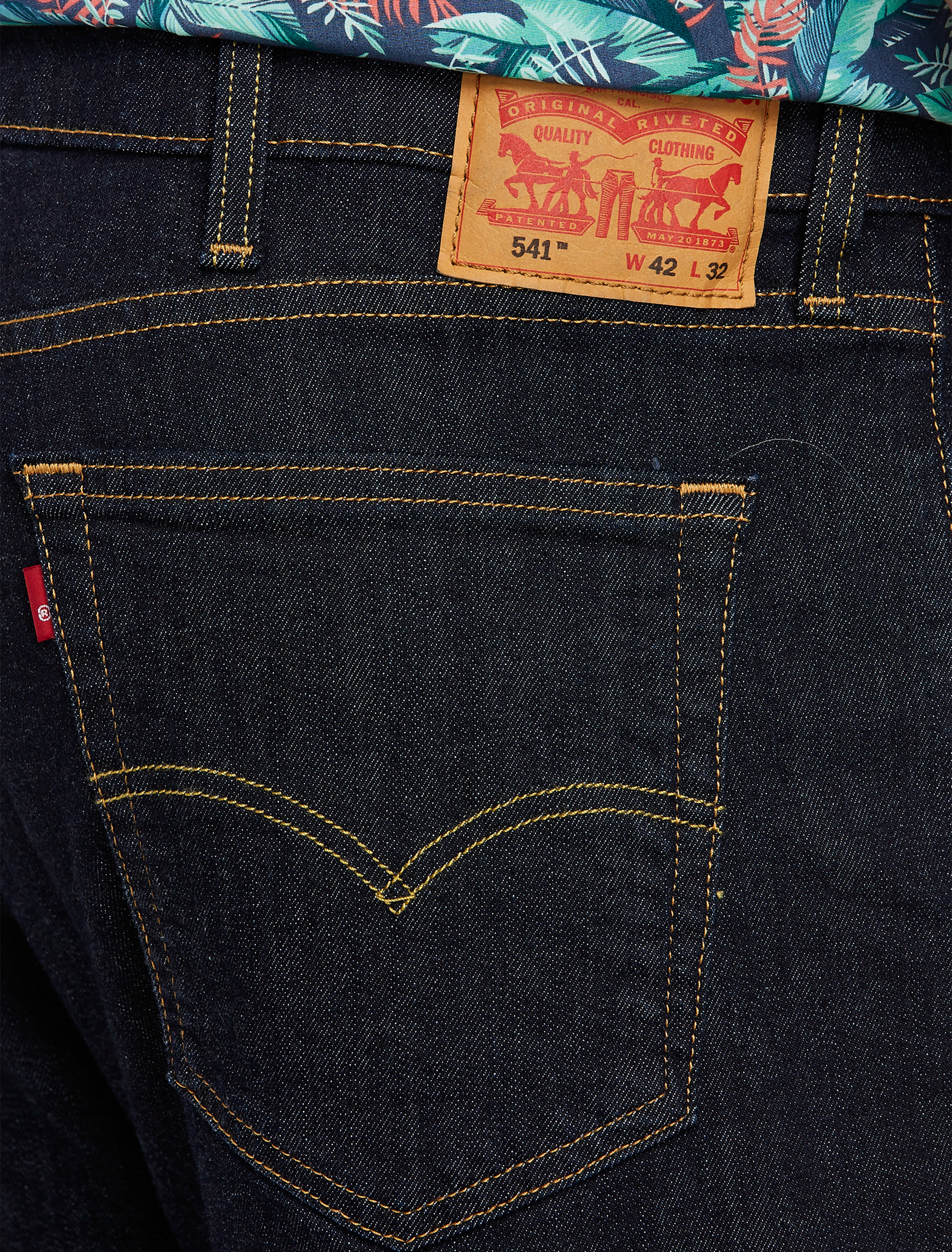 Levi's 4th bigE 不均等V 525 Big + Tall | Levis 541 Future Flex Athletic Fit Cleaner Stretch
