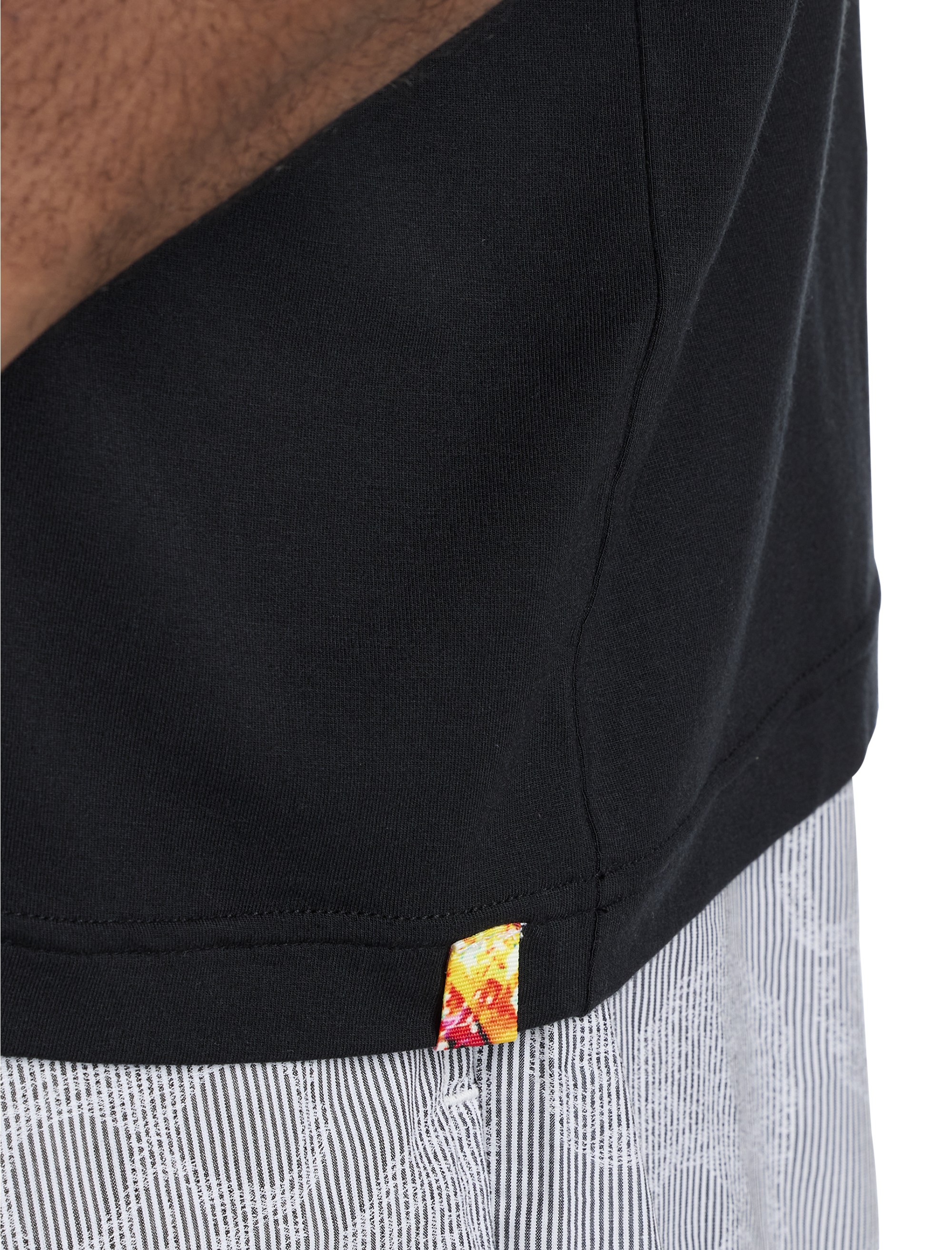 Lounge T-Shirt - thumbnail 3