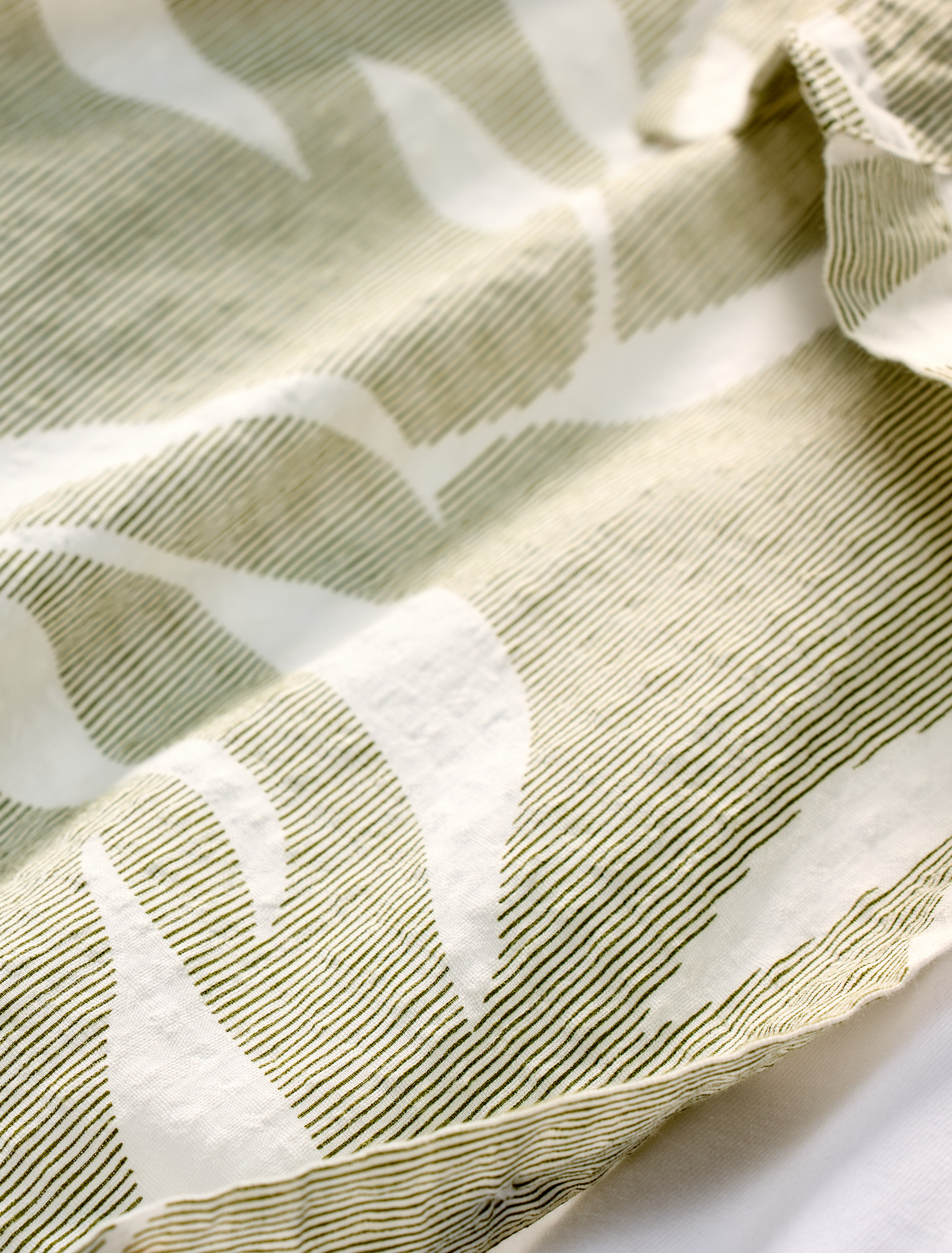 Leaf Print Sport Shirt