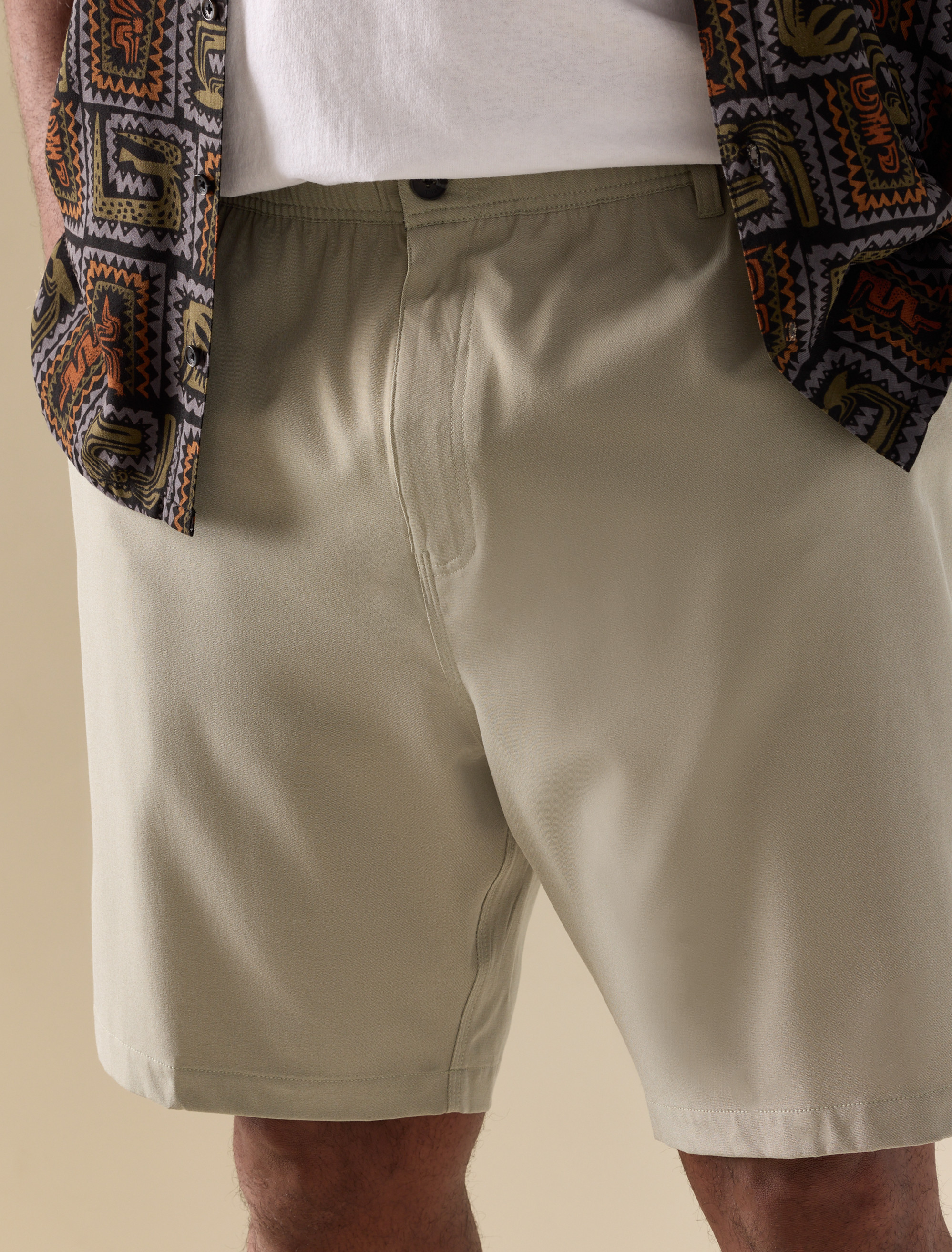 Reserve Elastic-Waist Performance Shorts