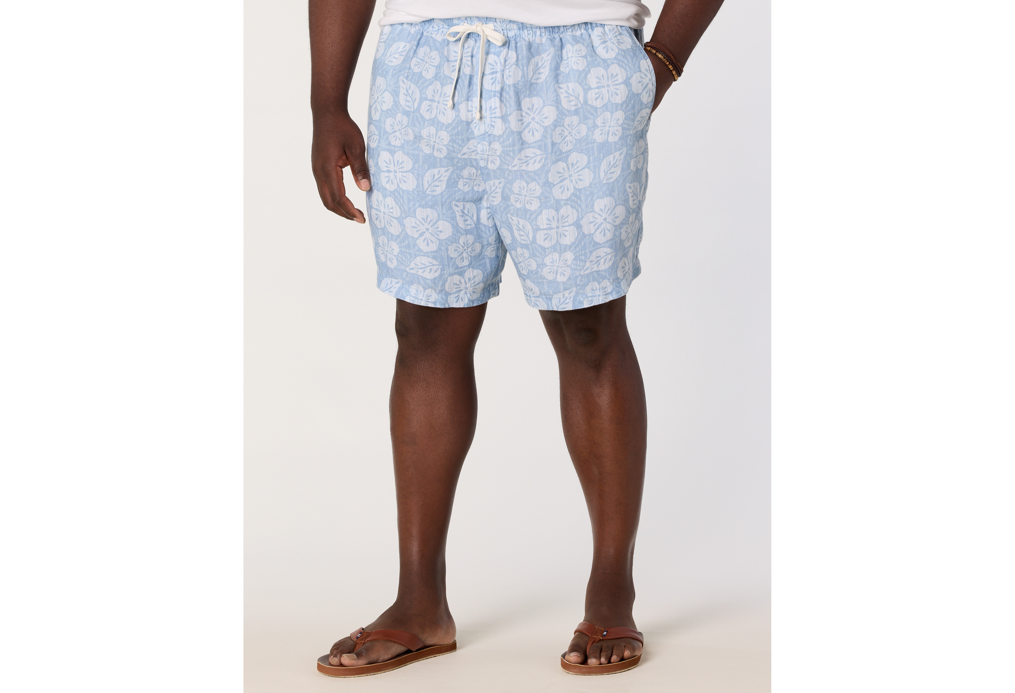 Surfside Pull-On Linen Shorts