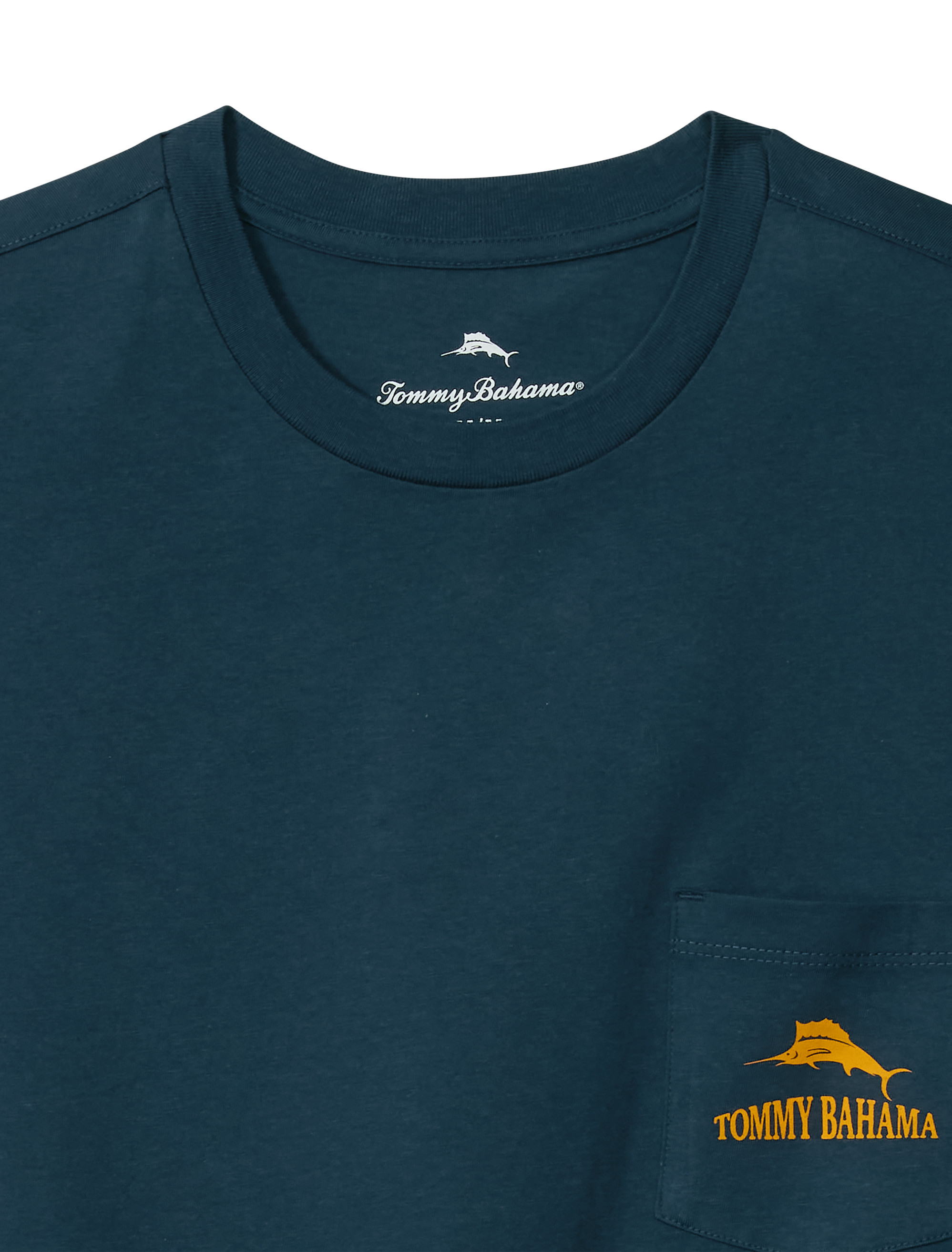 Plays Well With Otters Graphic Tee