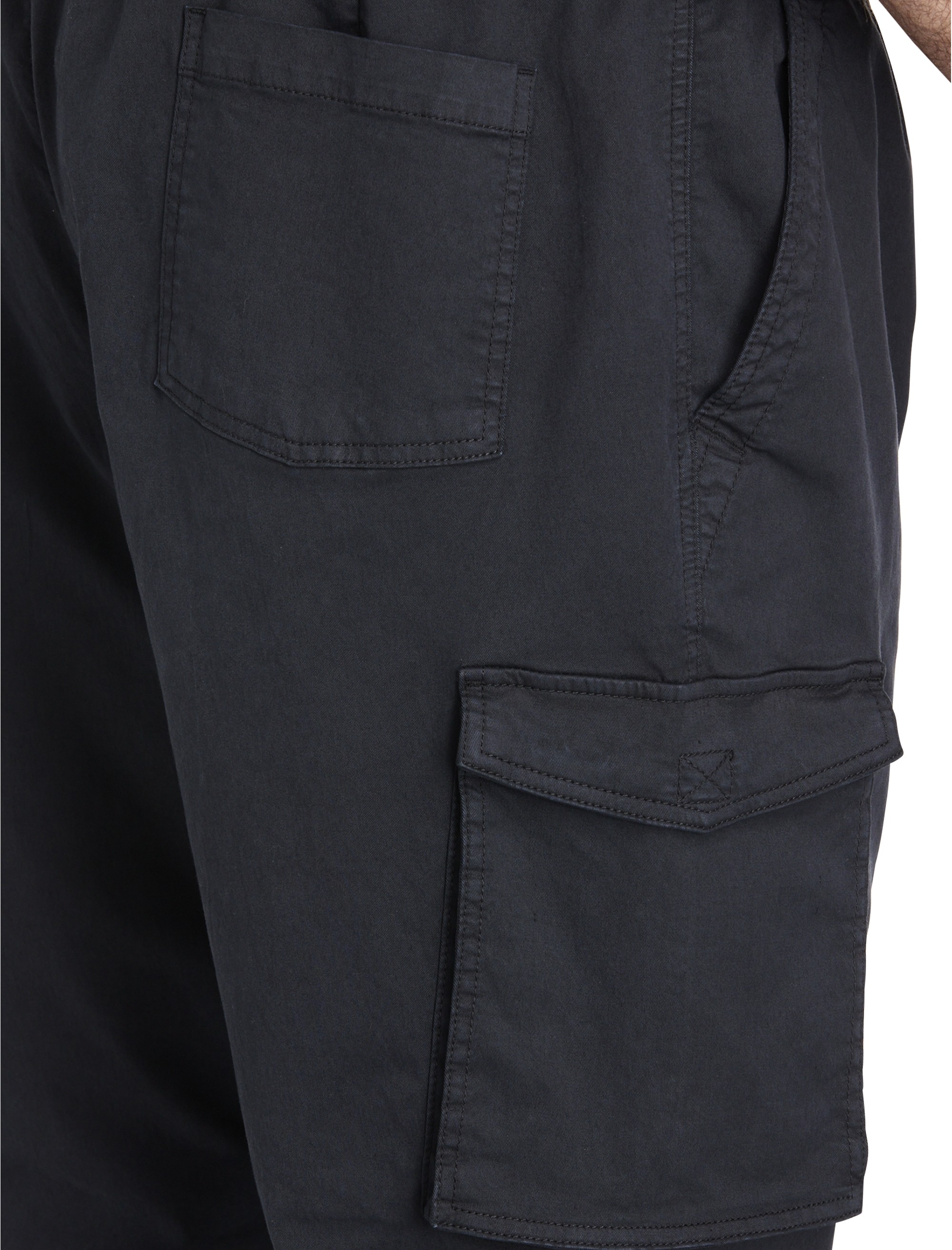 Tapered-Fit Comfort Cargo Pants - thumbnail 3