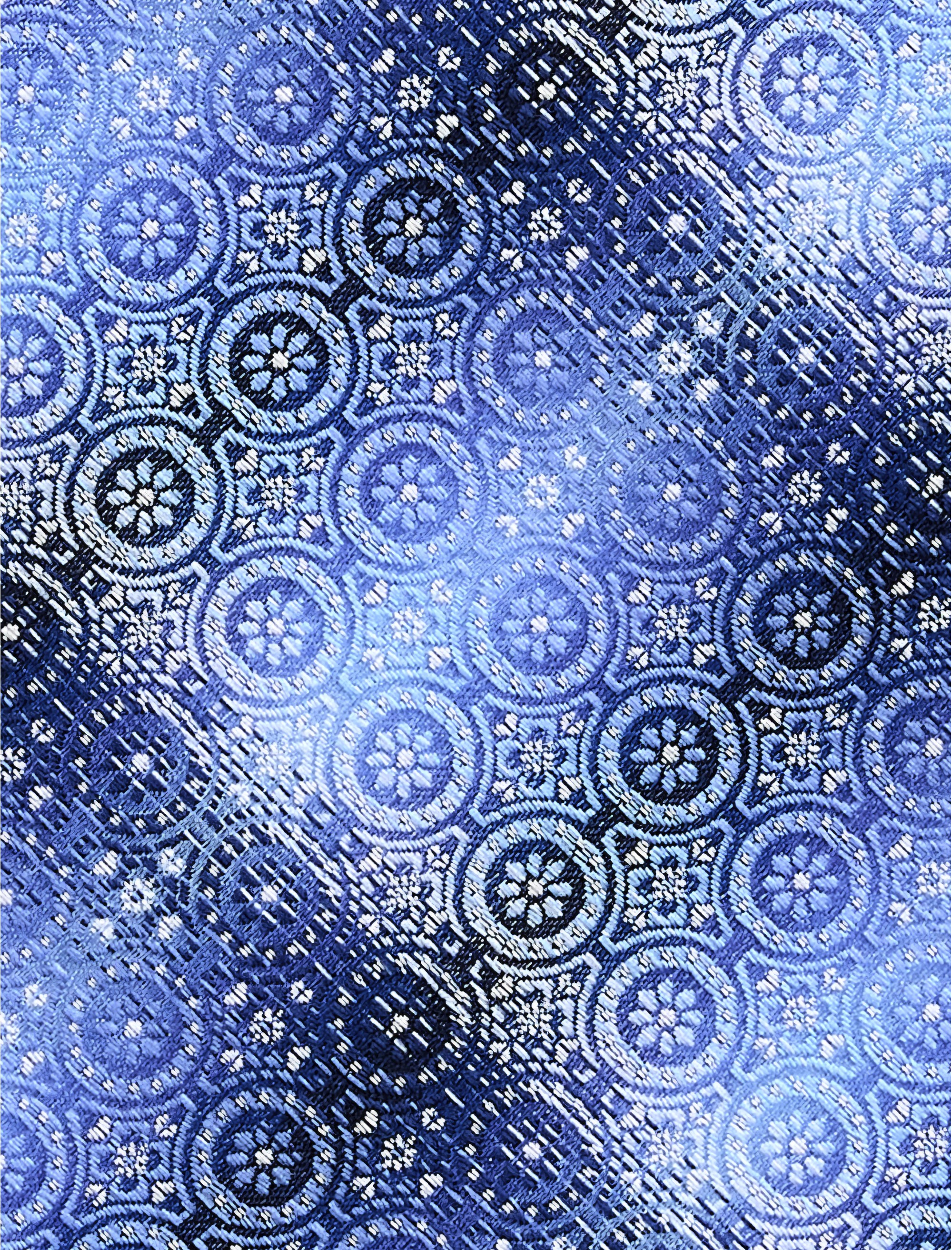 Ombré Medallion Tie - thumbnail 2