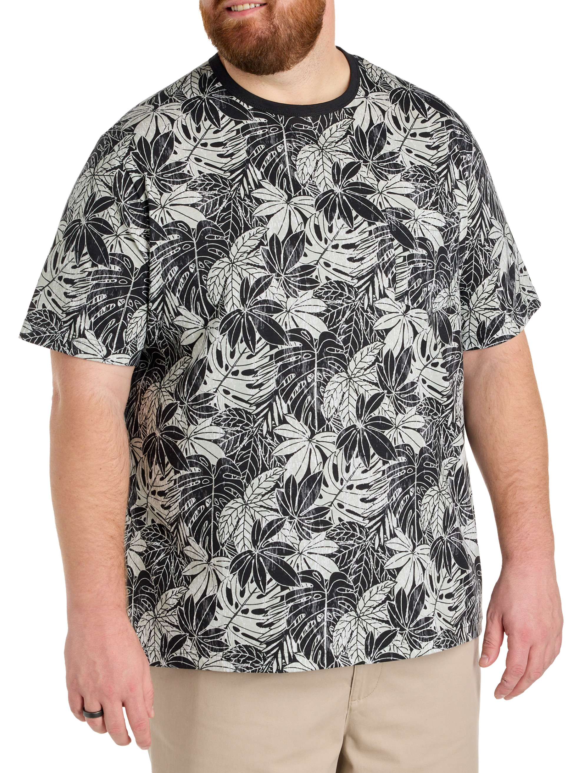 Moisture-Wicking Leaf Print Pocket T-Shirt