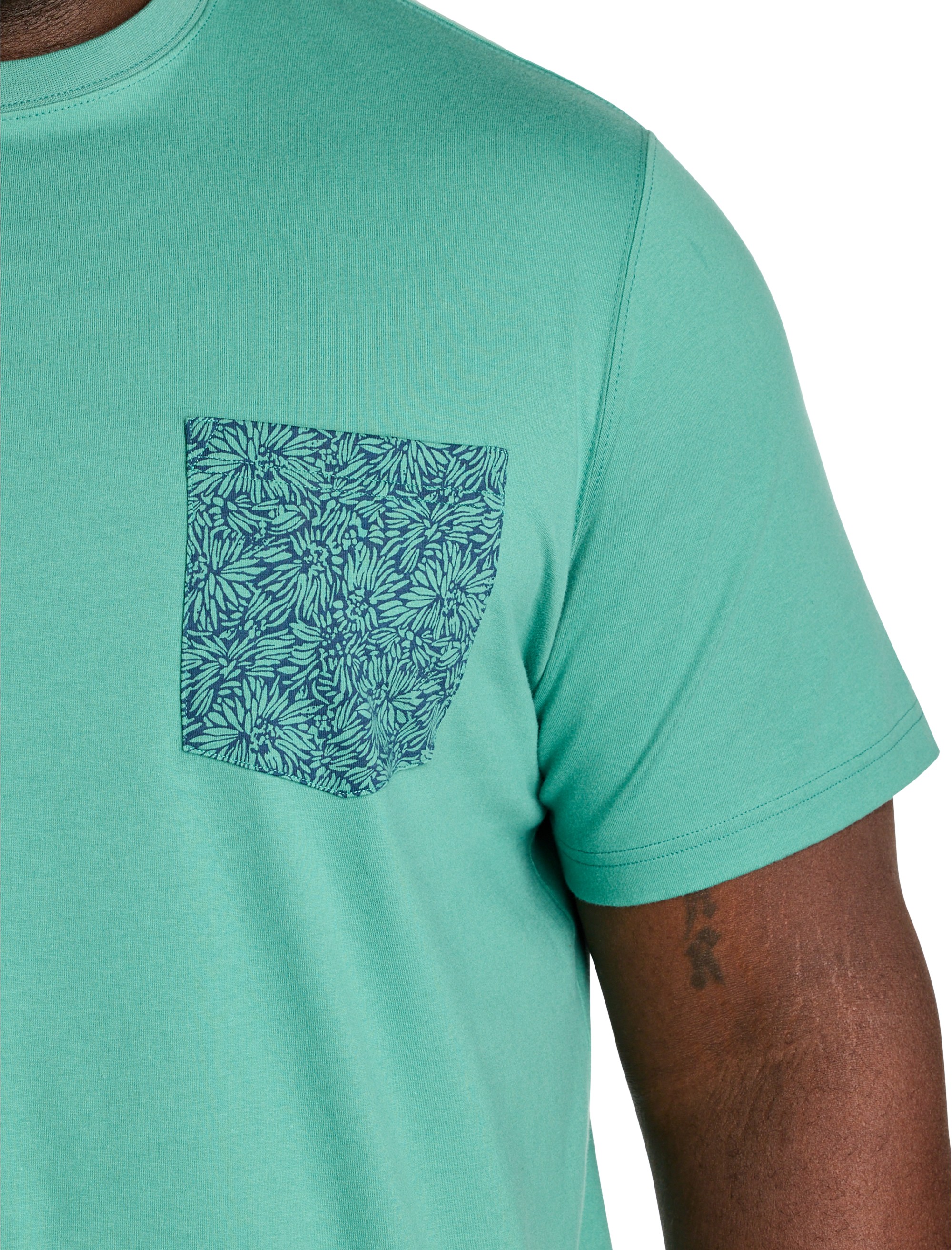 Moisture-Wicking Printed Pocket T-Shirt - thumbnail 2