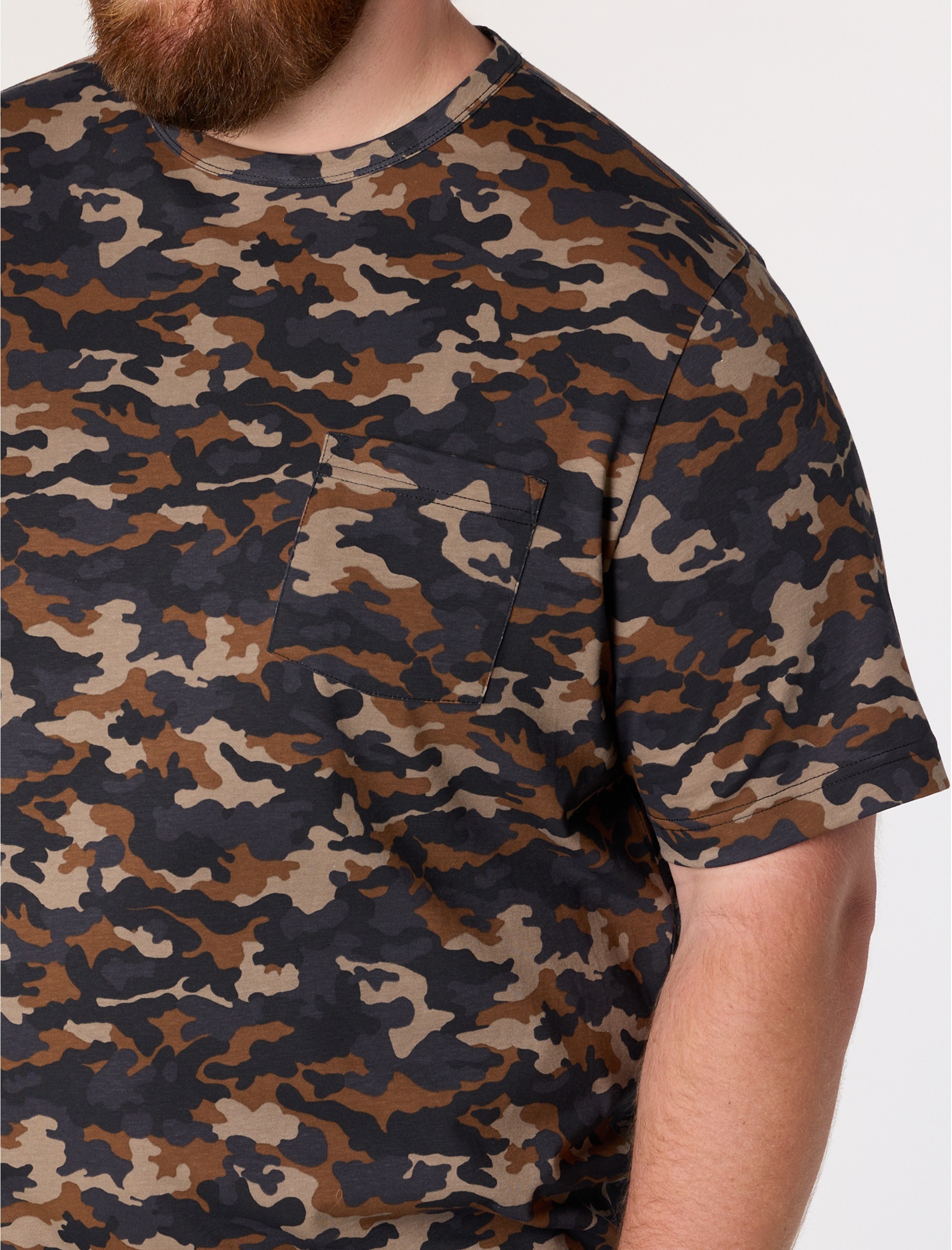 Camo Print Pocket T-Shirt - thumbnail 2