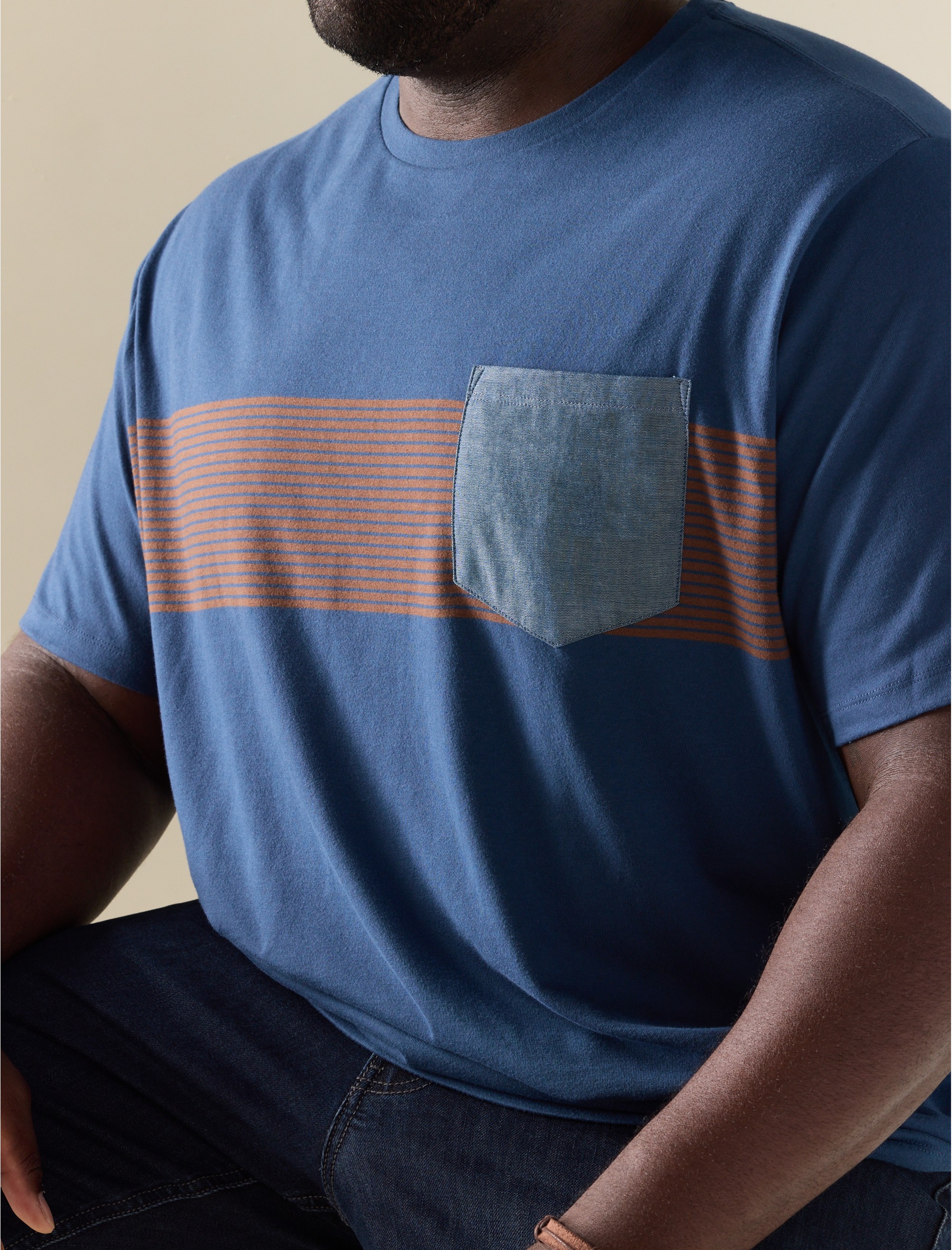 Contrast Colorblock Moisture-Wicking T-Shirt - thumbnail 3