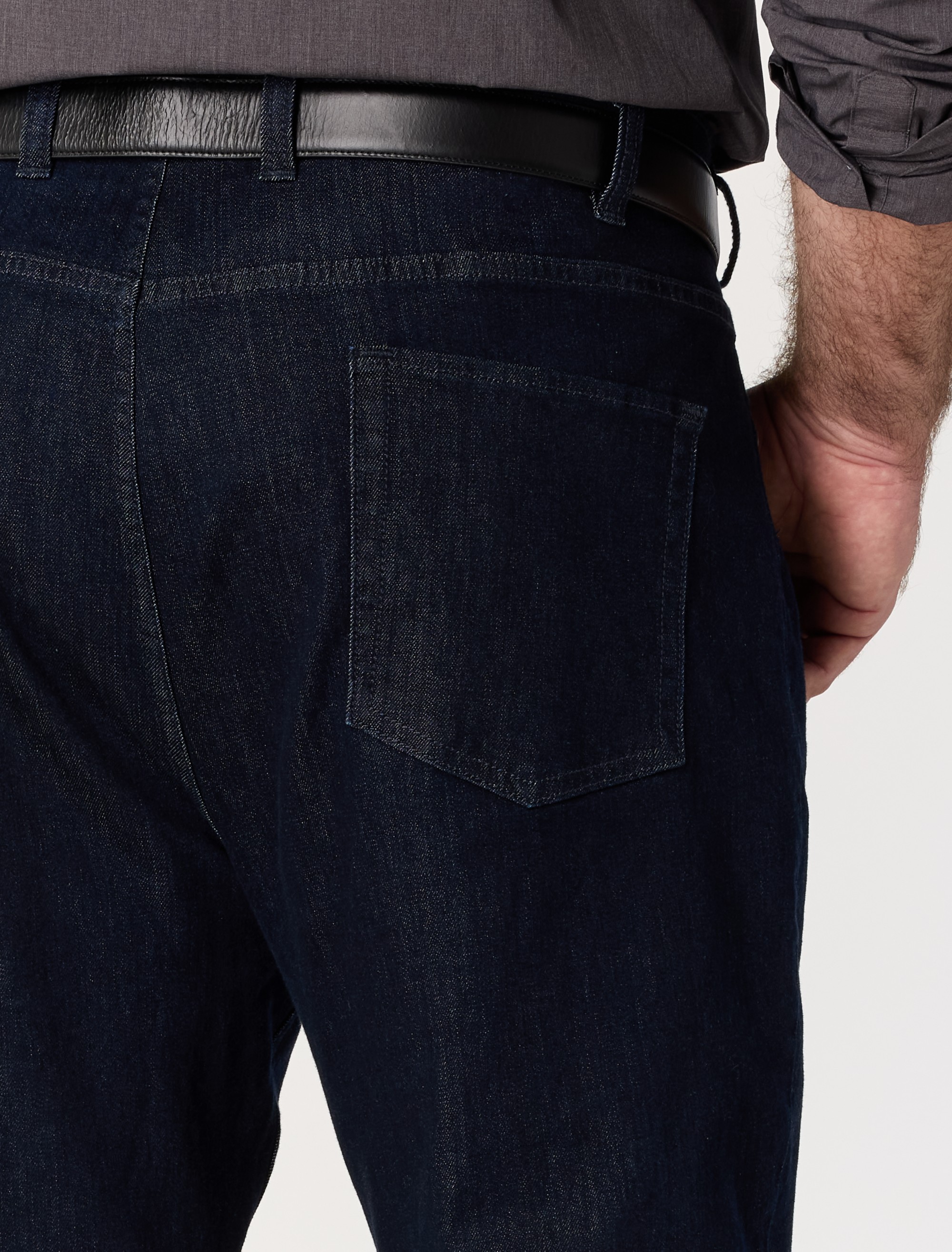 Straight-Fit Tech Jeans - thumbnail 3